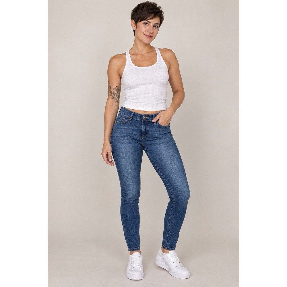 California Vintage Women’s Jeans Size 7 Medium Wash Skinny Stretch Denim